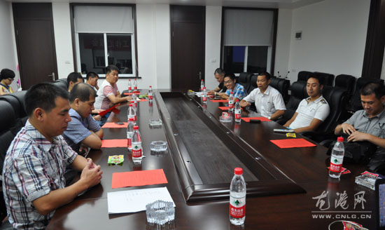 龙港“文明上网座谈会” 网民呼吁“文明上网” 