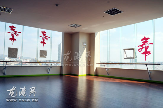 苍南县唯一一家浙江艺术职业学院招生报名点-