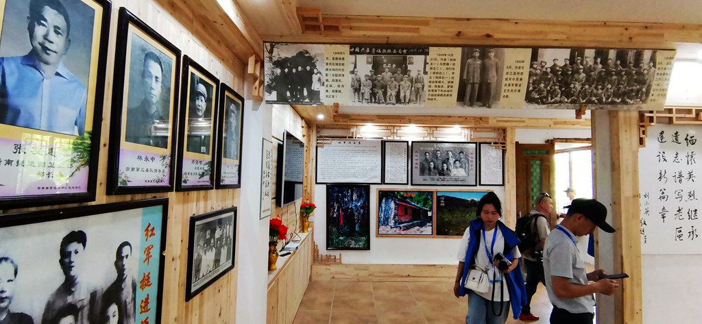 新媒体看苍南走进莒溪---山水田寮 红色古村田寮石