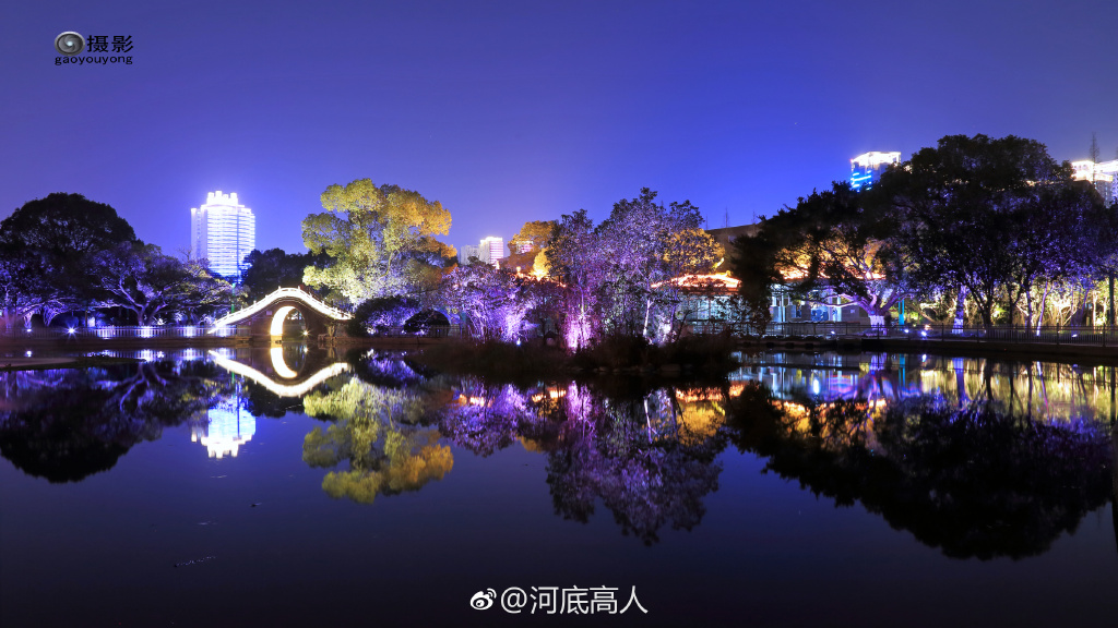 龙港公园夜景 来源：新浪微博河底高人