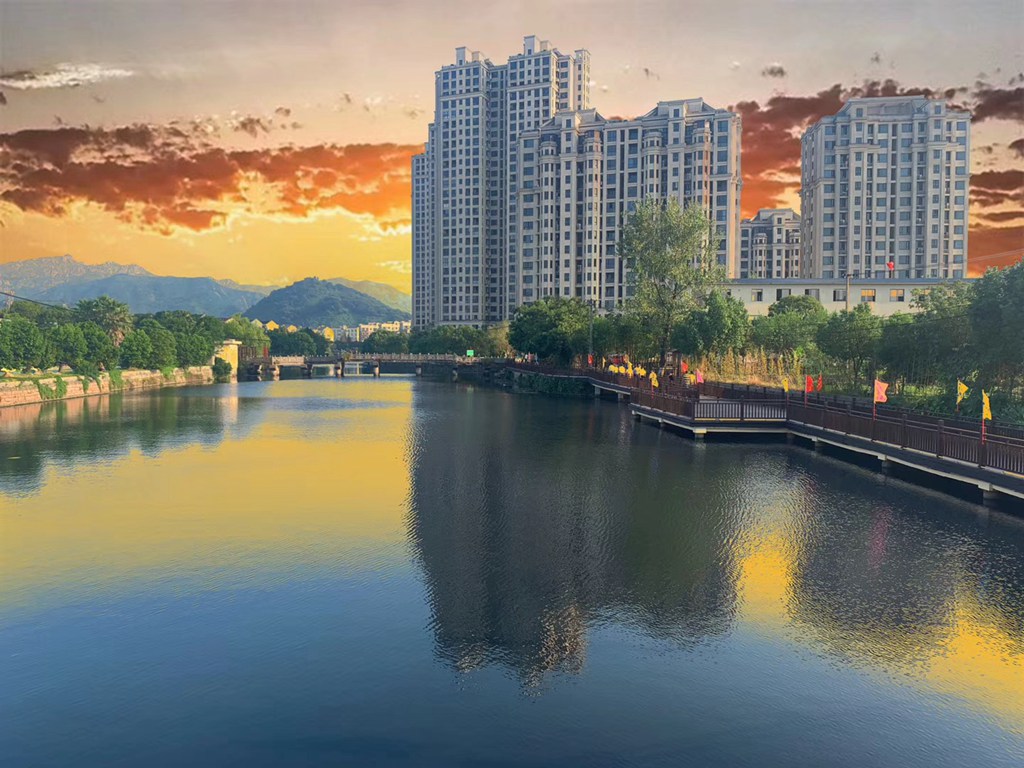 金乡卫城环城绿道真美  来源：龙港大叔新闻