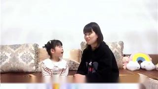 亲子绘画《花开疫散》小伊
