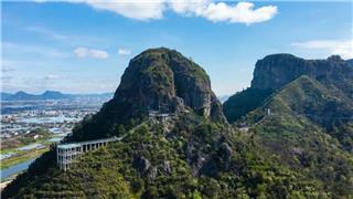 关于流石山景区玻璃栈道暂时关闭的公告