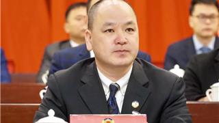 一把手谈新时代温州人精神丨龙港市政协秘书长陈贤选：​守正出新 双向发力 奋斗奋进 为龙港打造改革“重...