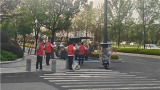 龙港新城开展交通秩序文明专项整治行动